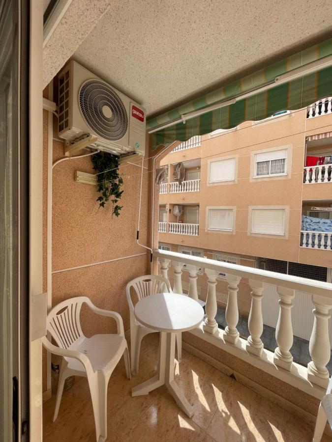 Apartment Goya Torrevieja Exterior foto
